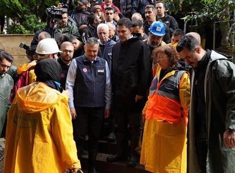 AFAD: 60 bin 395 personel ve 8 bin 927 araç görev yapıyor