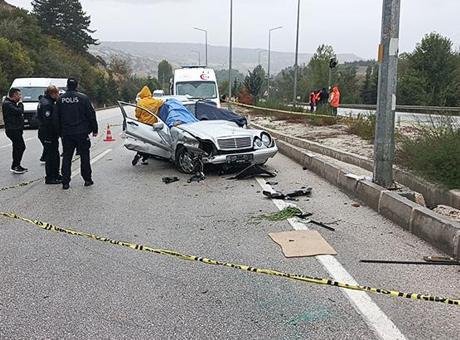 Burdur’da düğün yolunda feci kaza: Ölü ve yaralılar var
