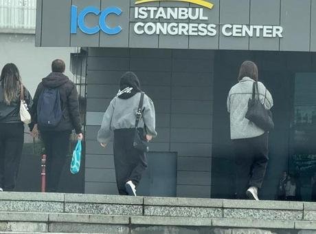 Yer: Şişli! Binlerce kişinin katıldığı konserde fenalaşan 3 kişiden biri öldü