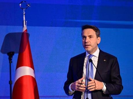 Elektrik ve doğal gaza zam geliyor mu? Bakan Bayraktar açıkladı
