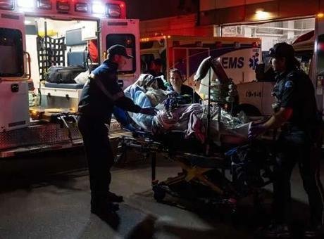 Askeri üsteki korkunç yangında can pazarı: 39 kişi hastaneye kaldırıldı
