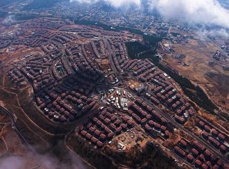 Rus basınından asrın inşa seferberliğine övgü: “İlk köy evleri 45. günde hak sahiplerine teslim edildi’