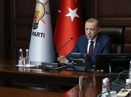 AK Parti MKYK Erdoğan başkanlığında toplandı