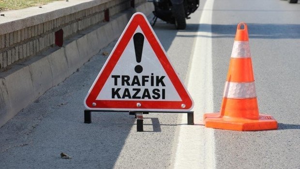 Ankara’da belediye otobüsü üst geçide çarptı: 24 yaralı