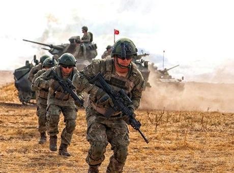 Son dakika…Yunanistan’da ‘Bedir’ yankısı! 4 ülkeye işaret ettiler: ‘Türk dolunayı yükseliyor’