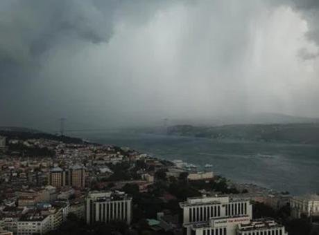 Trakya’dan Marmara’ya giriş yaptı! İstanbul’da sağanak alarmı; işte son durum