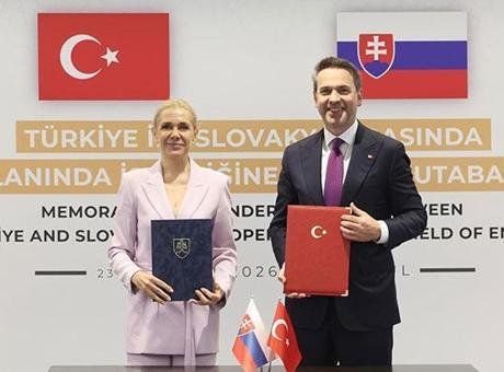 Bakan Bayraktar, Slovakya ile enerji alanında mutabakat zaptı imzalandığını bildirdi
