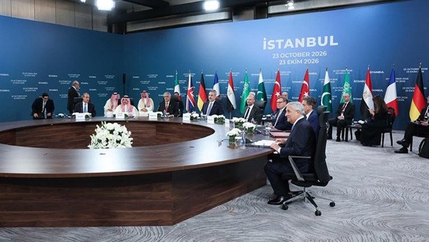 Diplomasinin kalbi Türkiye’de attı! Dünya basını İstanbul’a kilitlendi… ‘Benzersiz’