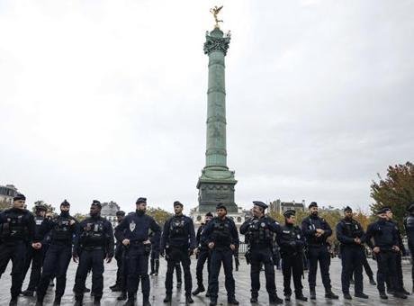 Fransa’da büyük protesto öncesi 70 bin polis konuşlandı! ‘Bugün uzun bir gün olacak’