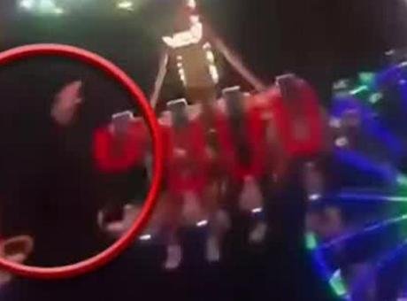 Eğlenmek için gitmişlerdi kabusu yaşadılar! Lunaparkta dehşet anları kamerada