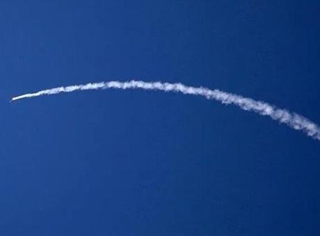 ‘Mekke ve Medine hedef alındı’ iddiası! Suudi Arabistan: Husilerin fırlattığı 2 balistik füze havada imha edildi