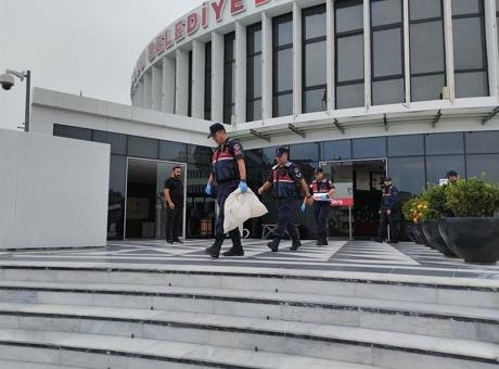 Bolu Belediyesi’ne operasyon! Belediye Başkan Yardımcısı Rasim Özdemir dahil 4 kişi gözaltında