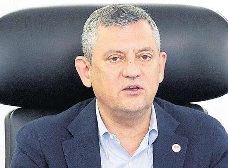 Özel’den ‘kurultay’ zirvesi