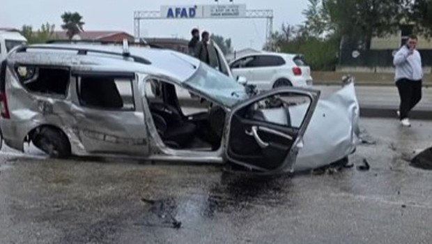 Bursa’da yağış kazayı getirdi: 5 aracın karıştığı zincirleme kazada 5 yaralı