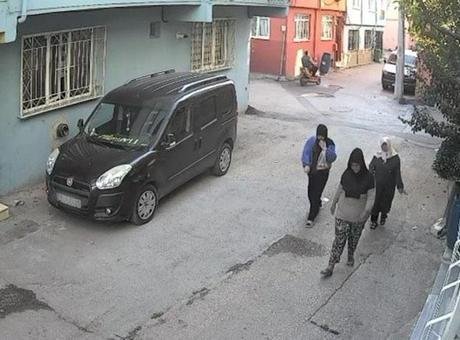 Kapıyı açmak için kilidi bile zorlamadı! Akılalmaz hırsızlıklar şok detay