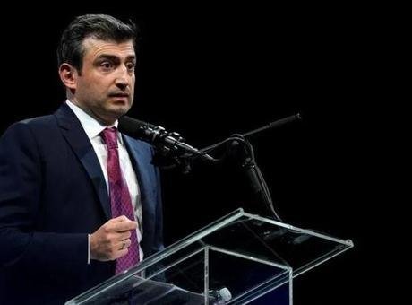 Selçuk Bayraktar, genç bilim insanlarına seslendi: Bugünün değil, yarının yarışına hazırlanmak gerekiyor
