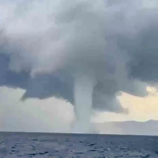Bodrum’da sağanak yağış sonrası dev hortum oluştu