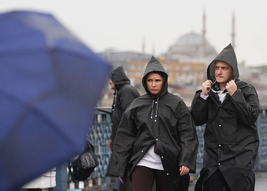 İstanbul için sel alarmı. Beklenen yağış başladı