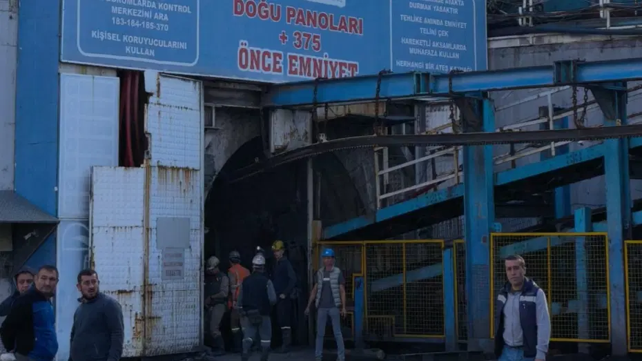 Soma’da maden ocağında göçük. 5 işçi hayatını kaybetti