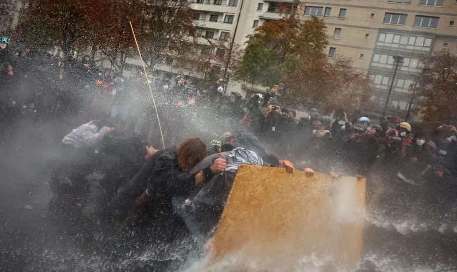 Avrupa’da sokaklar hareketli. Fransa, İspanya ve İtalya’da protestolara polis müdahalesi