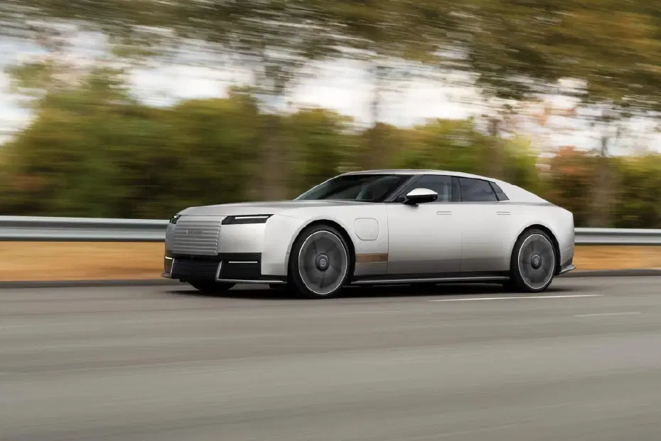 Jaguar’dan radikal tasarım: 1.015 beygirlik elektrikli markanın yeni yüzü oldu