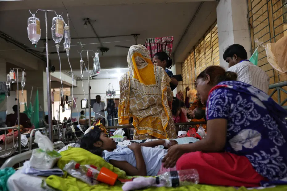 Bangladeş’te dang humması can alıyor. Ölümler aralık ayından önce durmayacak