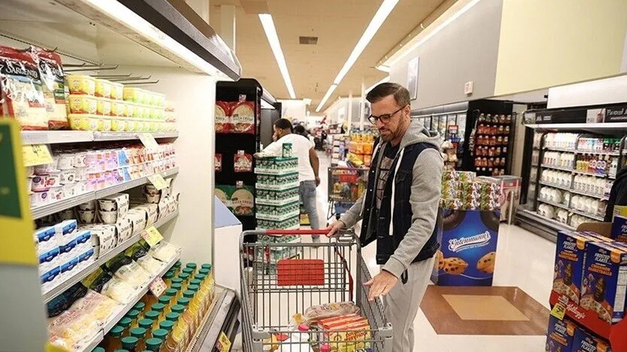 ABD’de tüketici güveni ekimde beklentileri aştı