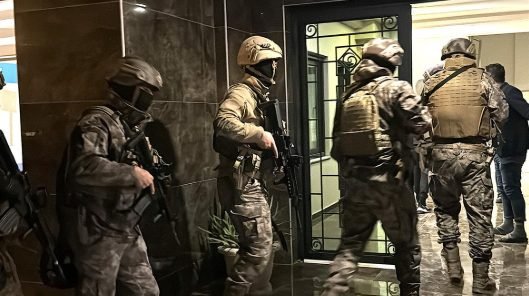 Ankara’da 650 milyon liralık dev operasyon! Eğlence mekanları, şirketler, evler…