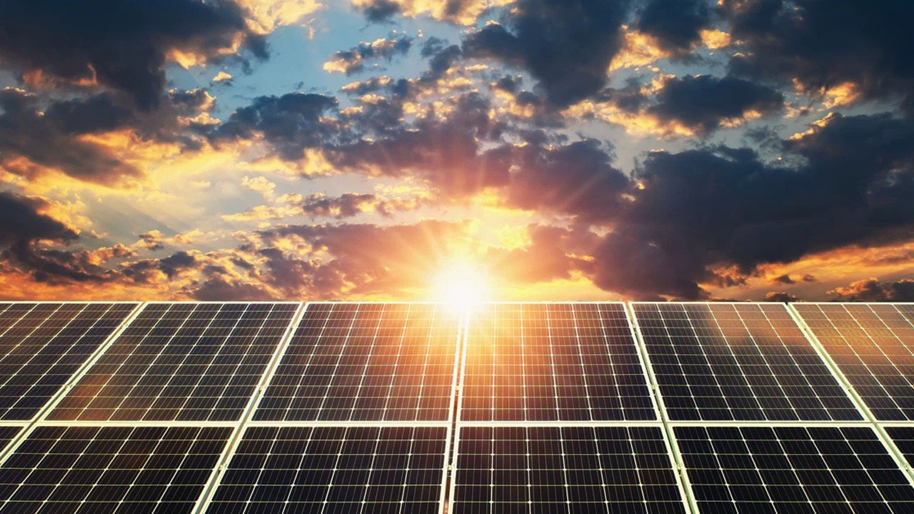 Türk şirketleri Romanya’nın güneş enerjisinde yüzde 40 paya hazırlanıyor