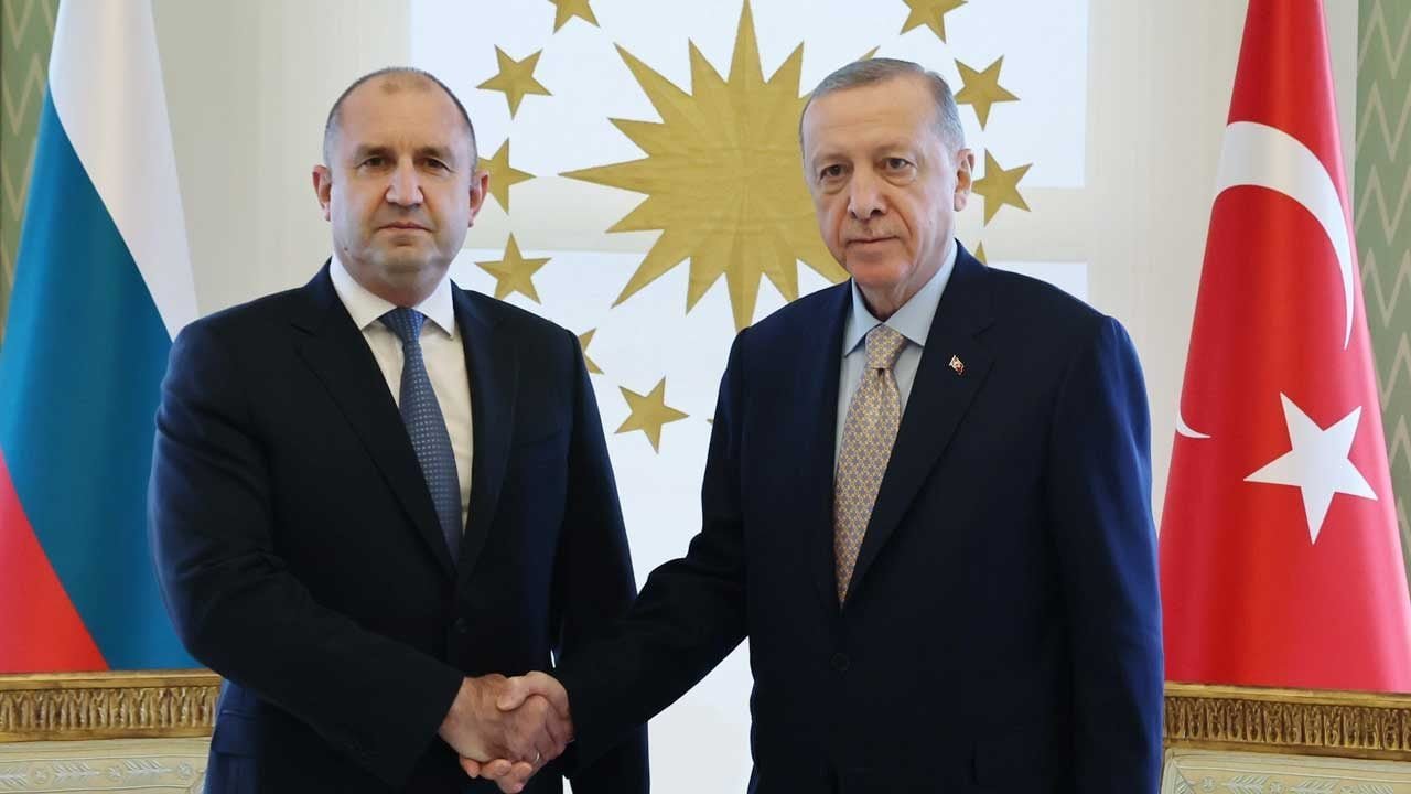 Başkan Erdoğan, Radev ile telefonda görüştü