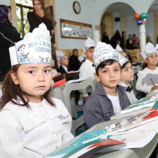 Erzurum’da Osmanlı geleneği yaşatıldı: Miniklerden Bed-i Besmele töreni