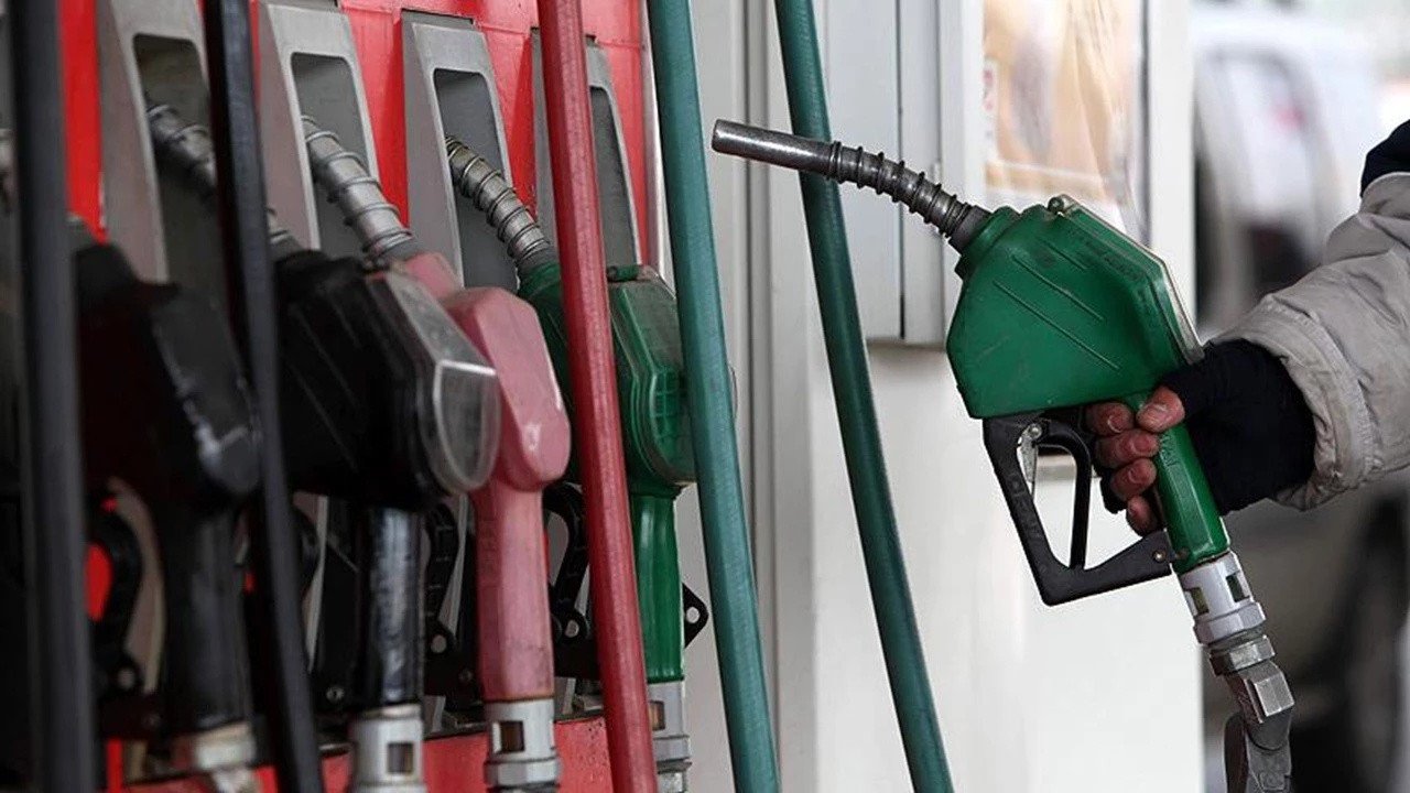Akaryakıt fiyatlarında son durum! Benzin, motorin ve LPG’ye zam, indirim var mı? (8 Ekim 2026)