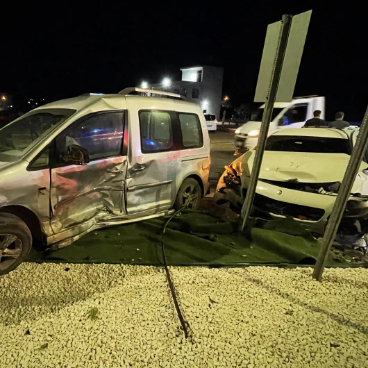 Şanlıurfa’da feci çarpışma: Dört kişi yaralandı