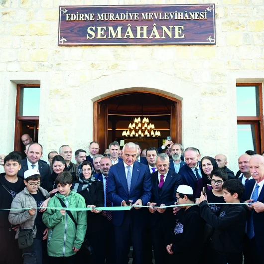 101 yıl sonra kapılarını açtı