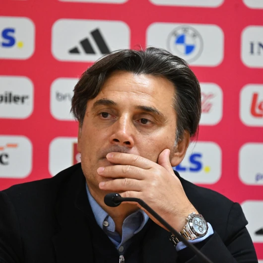 Montella’dan istifa sorusuna cevap