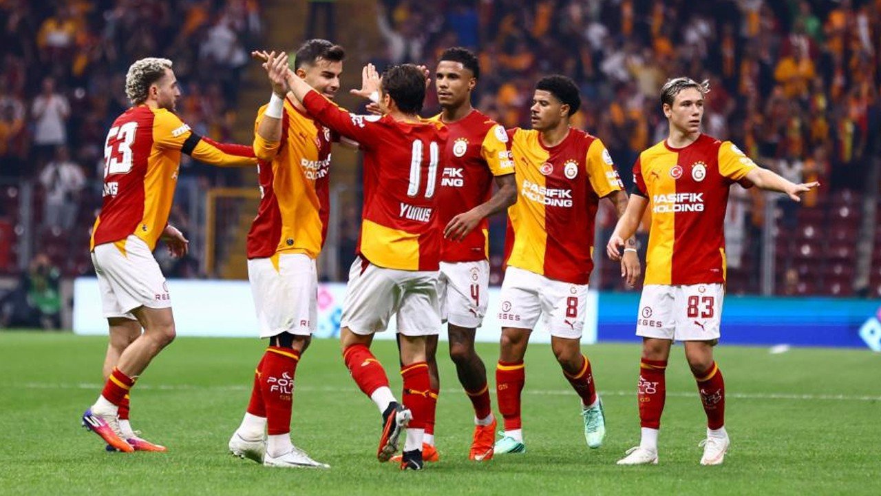 Galatasaray 3 puanı 3 golle aldı