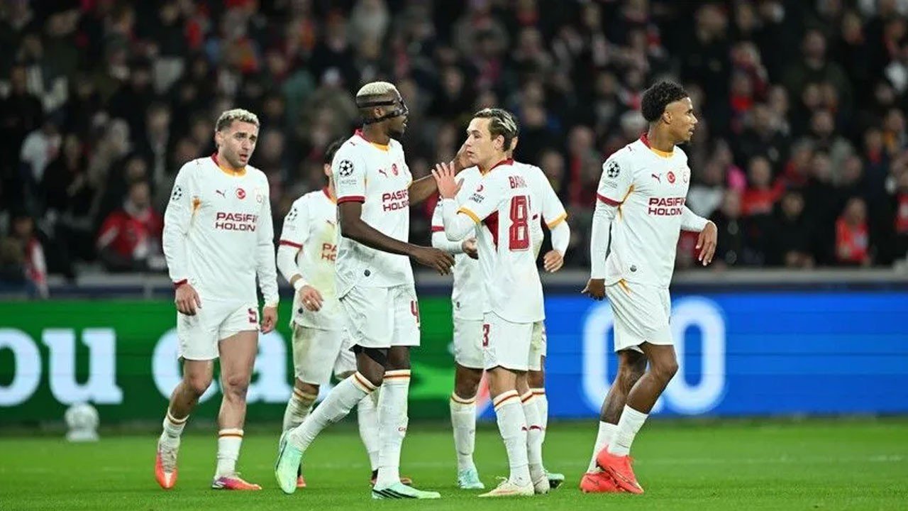 Süper Lig’de dev derbi heyecanı: Galatasaray, Fenerbahçe’yi ağırlıyor
