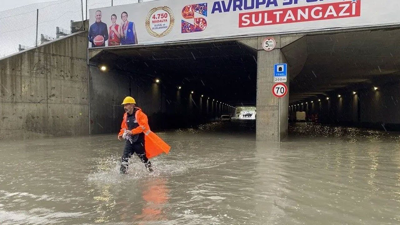 AKOM’dan İstanbul için yeni uyarı: Sağanak yarın şiddetlenecek