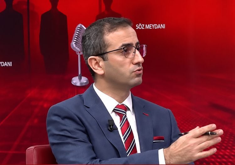 Murat Alan’dan Cumhuriyet yazarına sert tepki: “Söz, Ekrem’in savunmasını ben yayınlayacağım!”