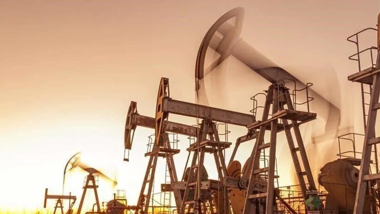 Hürmüz krizi harekete geçirdi: IEA’dan 100 milyon varillik hamle