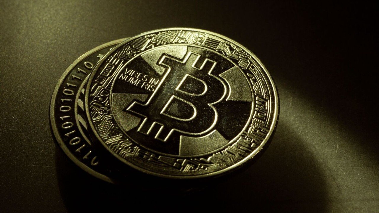 Bitcoin fonlarına para döndü: Toparlanma aylık çıkışı telafi edemedi