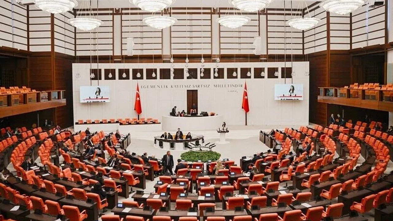 Fon yasası teklifi Meclis’e sunuldu: Kamu kaynağı yok, cebri tahsilat var