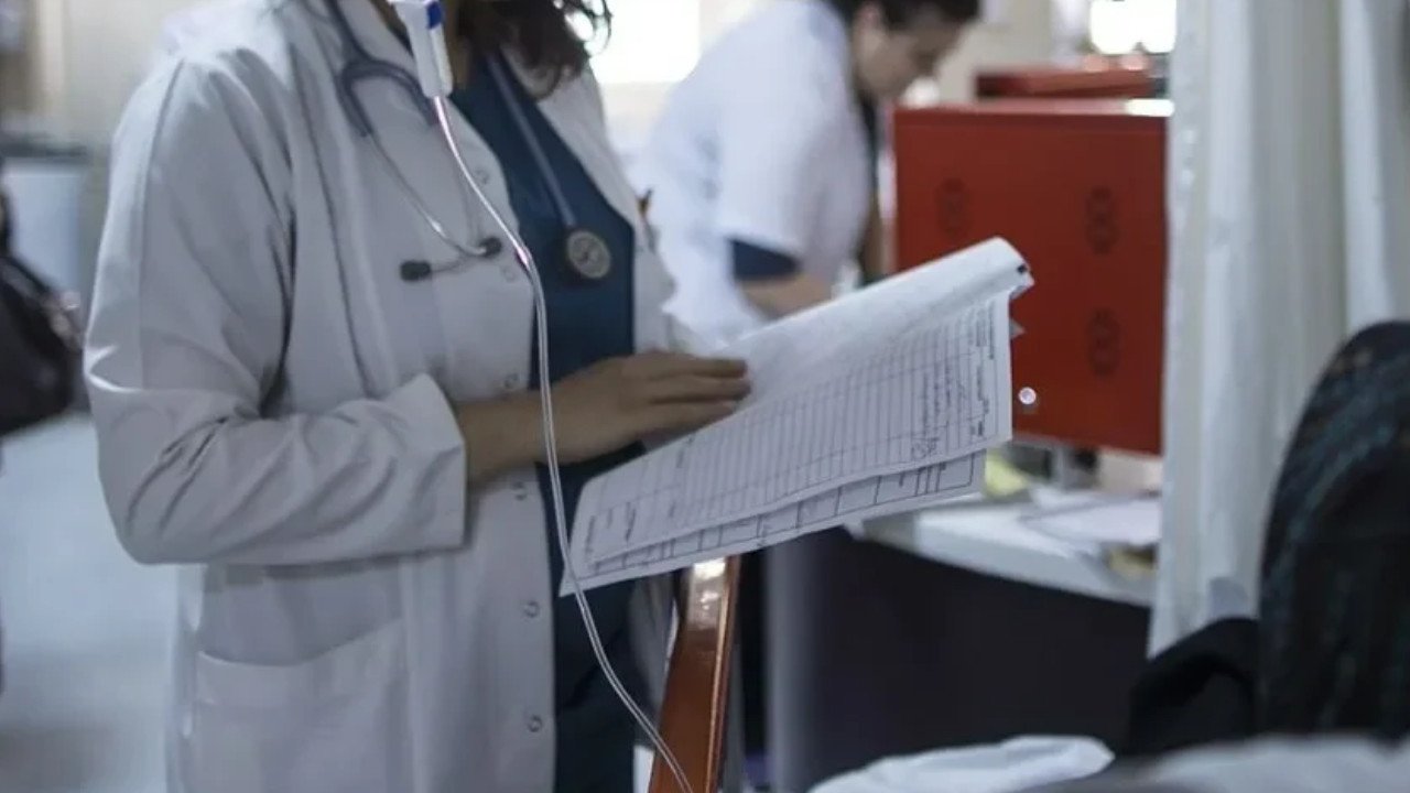 Sağlık Bakanlığı 38 bin personel alımı başvuruları ne zaman başlıyor? Kadro ve branş dağılımı belli oldu mu