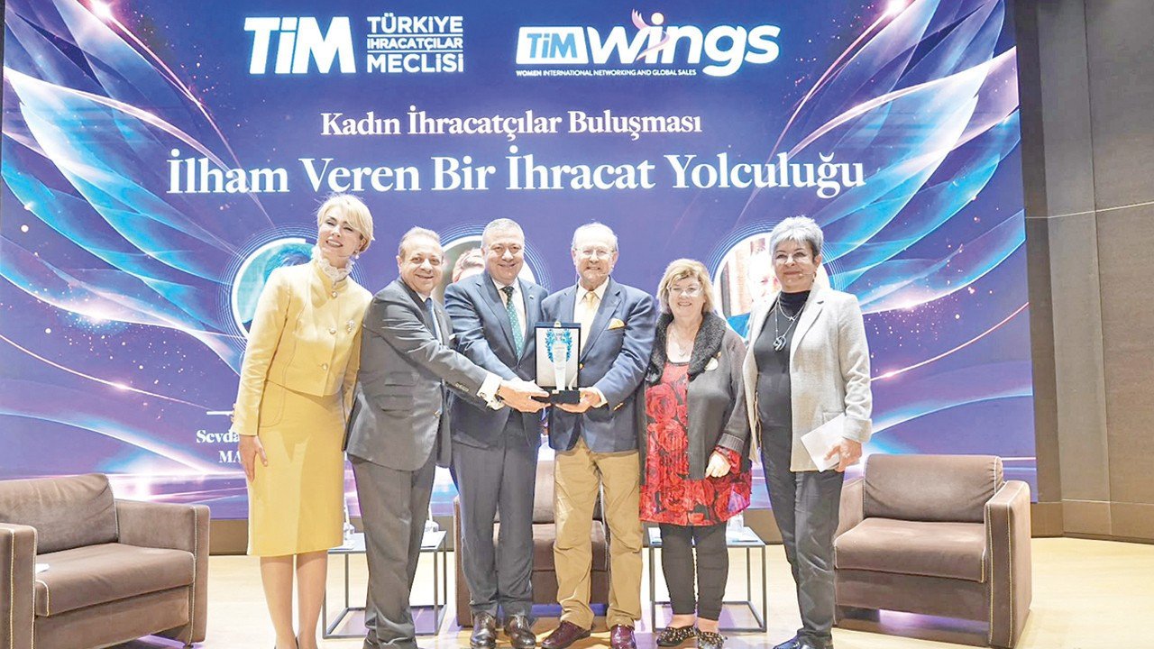 Kadın başkanlar, F35’in görünmezlik sırlarını öğrendi