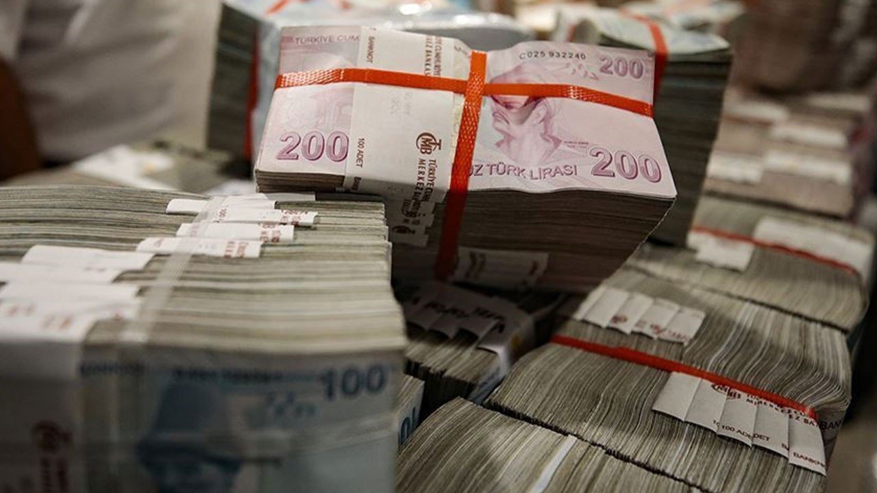 Hazine’nin üç aylık borçlanma takvimi açıklandı: 912,4 milyar liralık plan
