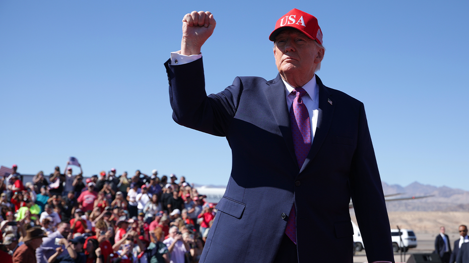 Trump torches Democrats at Arizona rally, warns they will ‘destroy our country’ ahead of midterms
