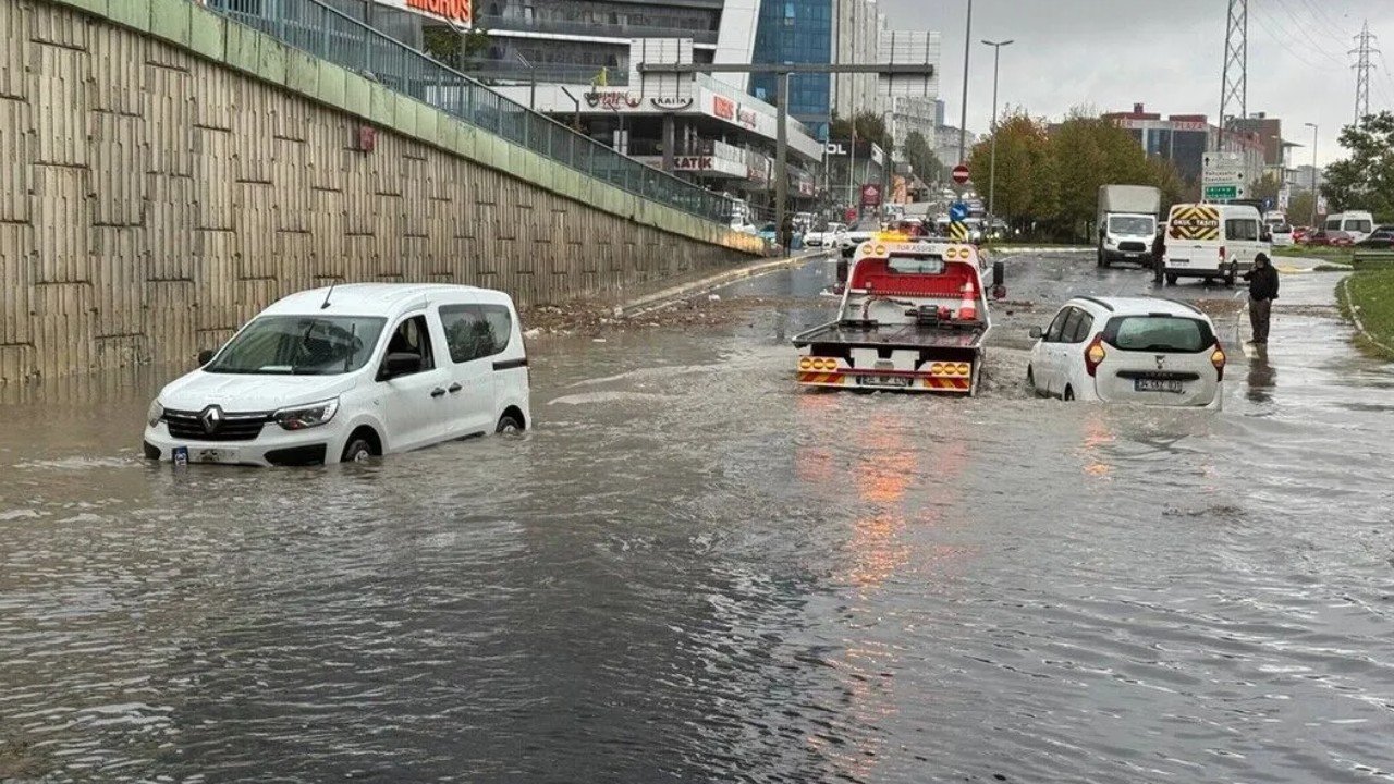 İstanbul’da sel sonrası yıkım kararı: 5 binden fazla kişinin hesabına para yatırıldı