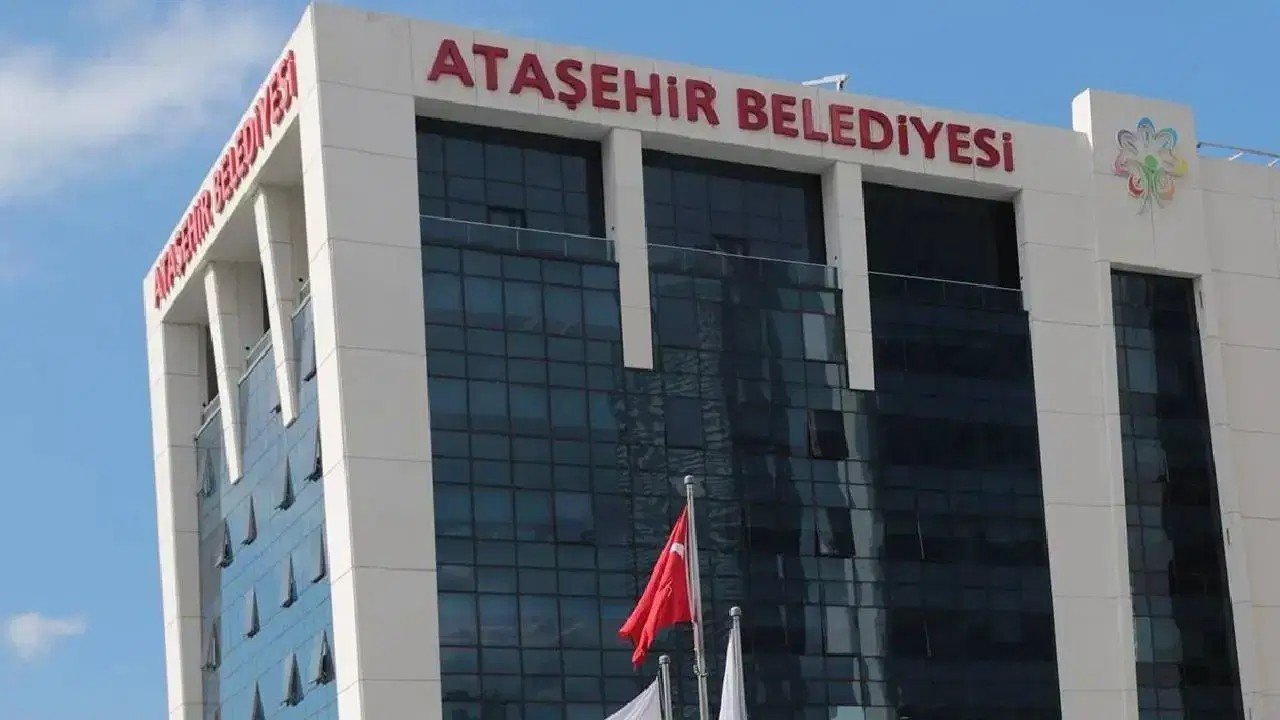 Ataşehir Belediyesi AK Parti’ye geçti